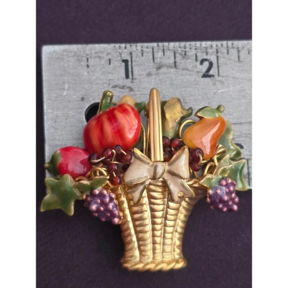 Vintage Fruit Basket Brooch Gold Tone Enamel Harvest Cornucopia‎ Pin 2 Inch